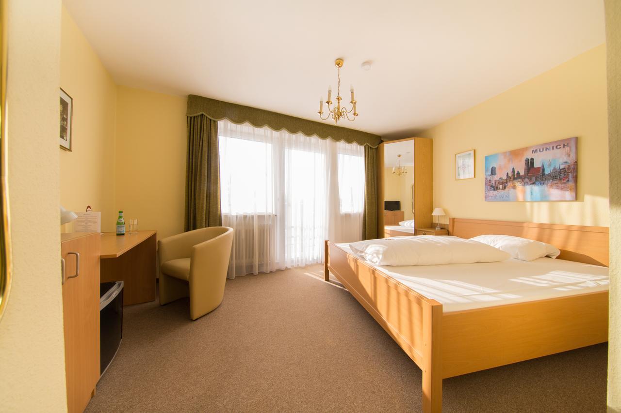 Hotel Simon Gauting Εξωτερικό φωτογραφία
