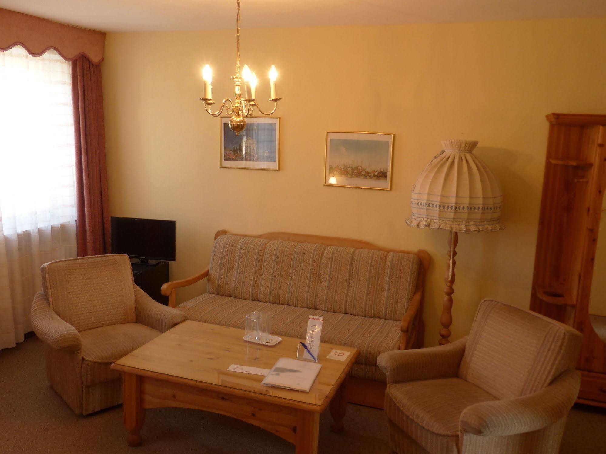 Hotel Simon Gauting Εξωτερικό φωτογραφία